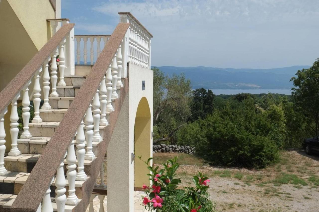 Hilltop Villa Risika Exterior foto